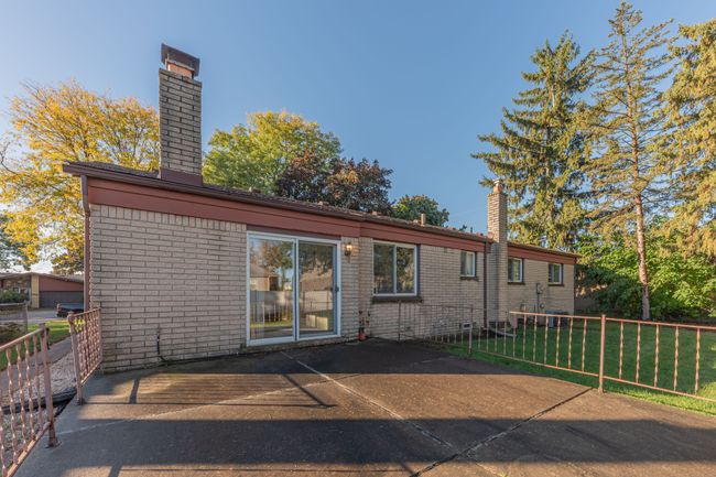37332 Munger Dr, House other with 3 bedrooms, 2 bathrooms and null parking in Livonia MI | Image 41