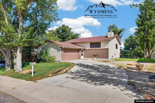 1225 S Pennsylvania Ave, Casper, WY, 82609-2927 | Card Image