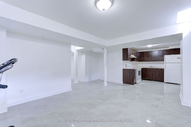 27 Beresford Cres, House other with 5 bedrooms, 4 bathrooms and 4 parking in Brampton ON | Image 33