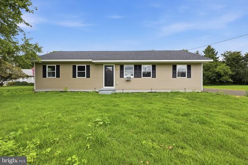 22403 Zoar Rd, GEORGETOWN, DE, 19947-2517 | Card Image
