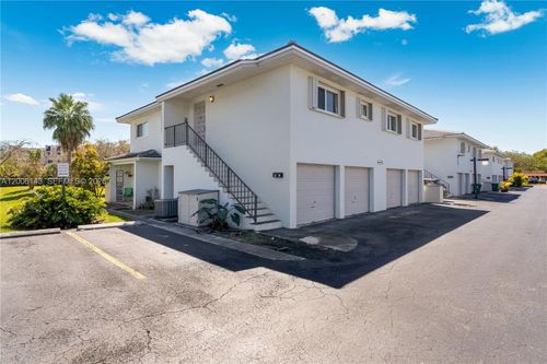 8048-8048 Sw 80th Ave, Miami, FL, 33143-6725 | Card Image