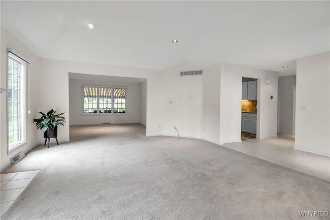 8476 Chadway Ct, House other with 2 bedrooms, 2 bathrooms and null parking in Buffalo NY | Image 11