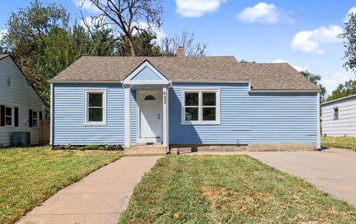 633 N Ridgewood Dr, Wichita, KS, 67208-3661 | Card Image