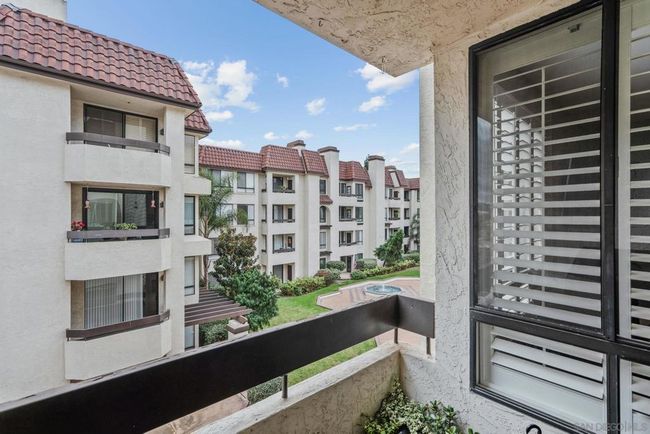 1301 - 5845 Friars Rd, Condo with 3 bedrooms, 2 bathrooms and 2 parking in San Diego CA | Image 17
