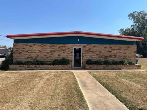 1406 N Washington, Mt Pleasant, TX, 75455 | Card Image