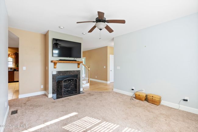 115 Sterling Dr, House other with 3 bedrooms, 3 bathrooms and 2 parking in Sneads Ferry NC | Image 6