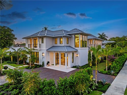 285 Central Ave, NAPLES, FL, 34102-5925 | Card Image