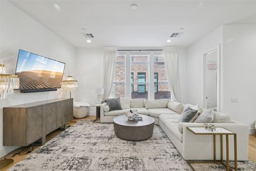 4511 Arberry Ln, Dallas, TX, 75219-1303 | Card Image