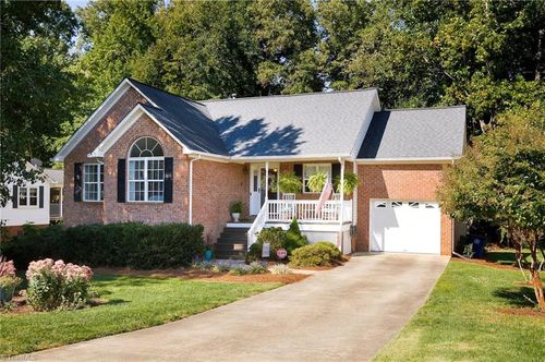 6080 Yeaton Glen Dr, Winston-Salem, NC, 27107-3700 | Card Image