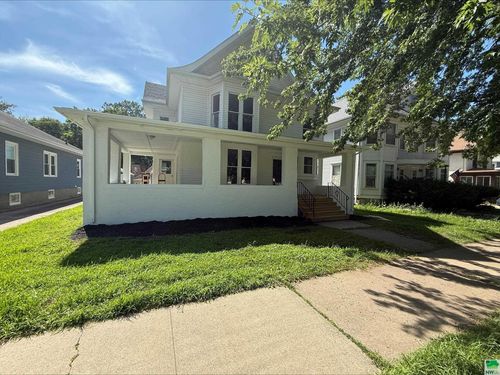321 Central Ave Sw, Le Mars, IA, 51031-2036 | Card Image