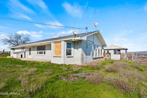 603 Meadowbrook Rd, Yakima, WA, 98903 | Card Image