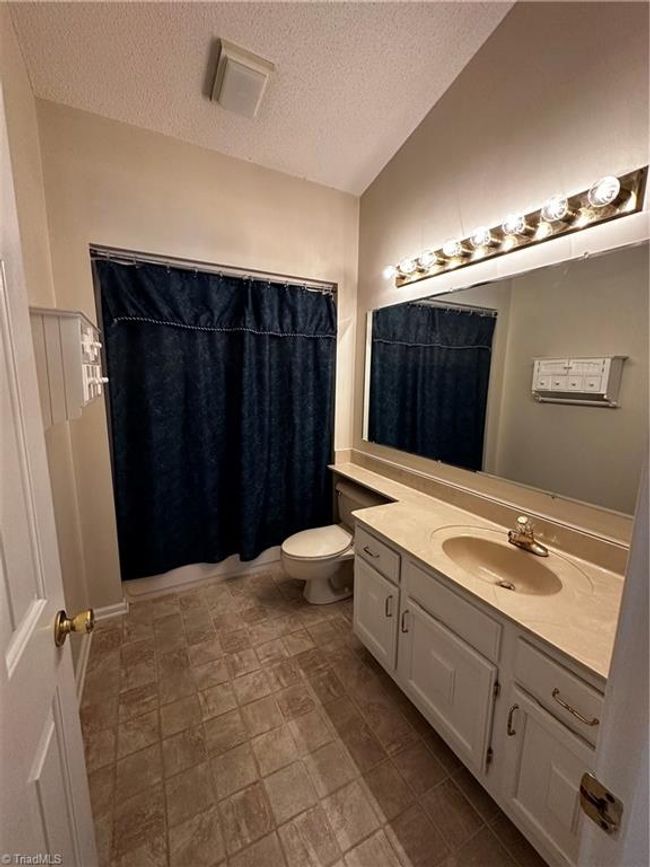 268 Meadow Ln, House other with 3 bedrooms, 2 bathrooms and null parking in Millers Creek NC | Image 24