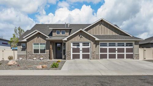 2538 Fryingpan Dr, Grand Junction, CO, 81505-8735 | Card Image