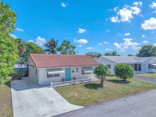 7612 Nw 68th Ter, Tamarac, FL, 33321-5215 | Card Image