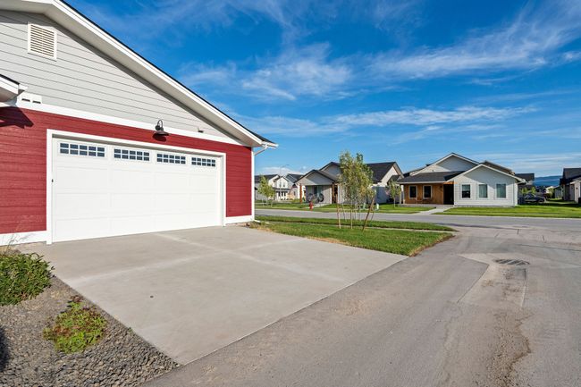 602 Holstein Way, Townhouse with 3 bedrooms, 3 bathrooms and null parking in Kalispell MT | Image 39