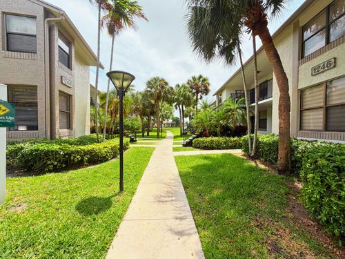 724-1244 S Military Trl, Deerfield Beach, FL, 33442-7617 | Card Image