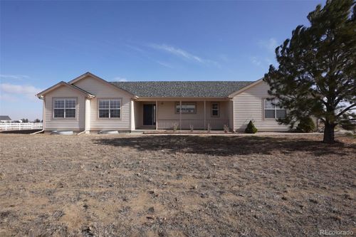 4040 Willow St, Strasburg, CO, 80136-8015 | Card Image