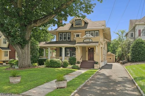 534 E Broad St, Westfield, NJ, 07090-2116 | Card Image