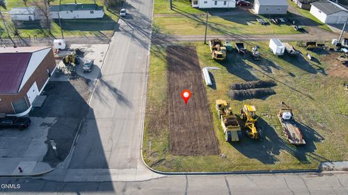 302 W South Ave, Glen Ullin, ND, 58631 | Card Image