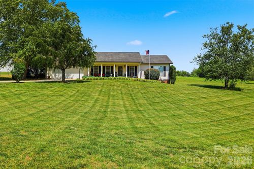 57 Riverview Rd, Taylorsville, NC, 28681-9034 | Card Image
