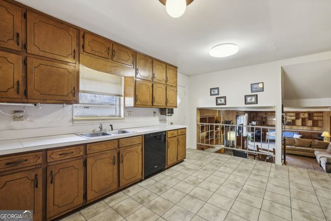4297 Chamblee Dunwoody Rd, House other with 4 bedrooms, 3 bathrooms and null parking in Chamblee GA | Image 16