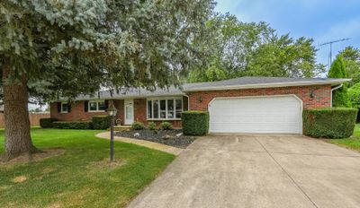 389 S Elm Street, House other with 3 bedrooms, 2 bathrooms and 2 parking in Manteno IL | Image 1