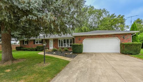 389 S Elm Street, Manteno, IL, 60950 | Card Image