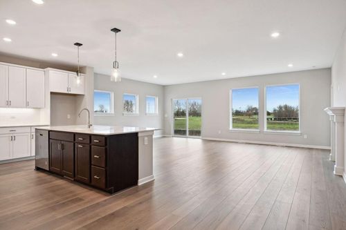 1682 Tyrone Drive, Shakopee, MN, 55379 | Card Image