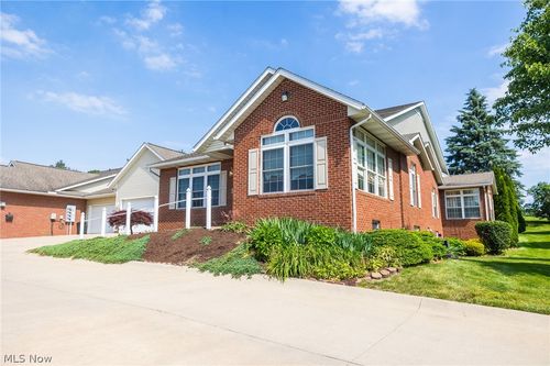 201 Greenbriar Ln, Dalton, OH, 44618-9062 | Card Image