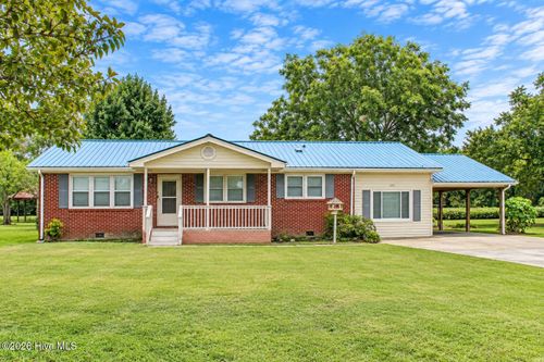 326 Ludie Brown Rd, Chinquapin, NC, 28521-8638 | Card Image