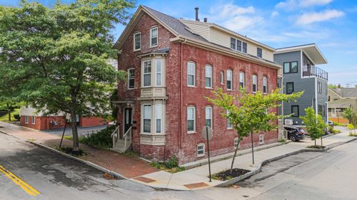 b-164 Pearl St, Portland, ME, 04101-6011 | Card Image
