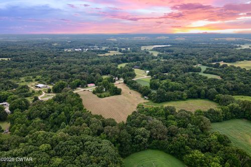 82 Trenton Hwy, Bradford, TN, 38316-7614 | Card Image