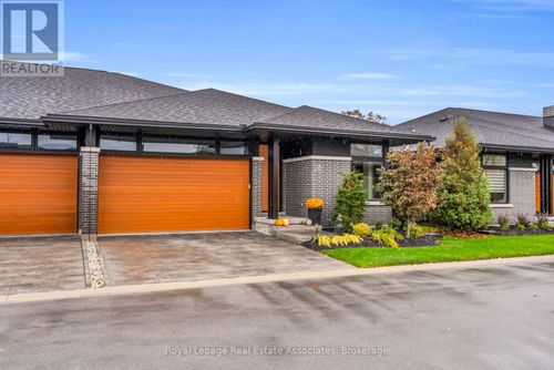 28 Juniper Trail, Welland, ON, L3C0H5 | Card Image