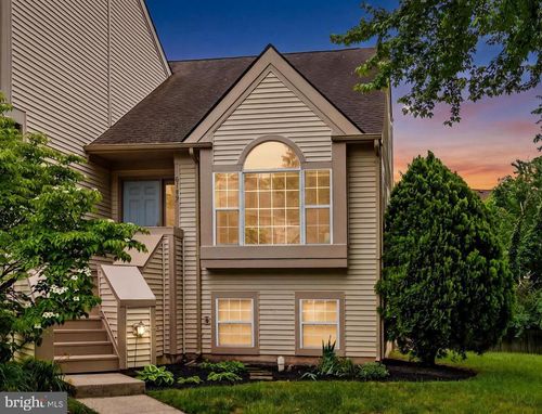6189 Stonepath Cir, CENTREVILLE, VA, 20120-3420 | Card Image
