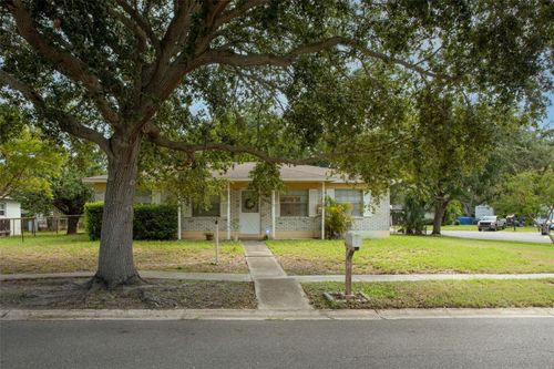 2811 W Pearl Ave, Tampa, FL, 33611-4015 | Card Image