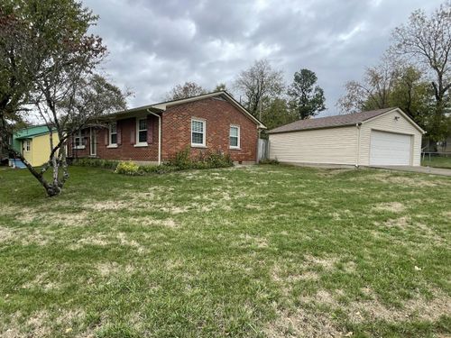 3744 Temple Dr, Lexington, KY, 40517-1537 | Card Image