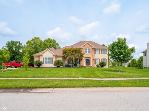 2232 Longleaf Dr, Fort Wayne, IN, 46814-9552 | Card Image
