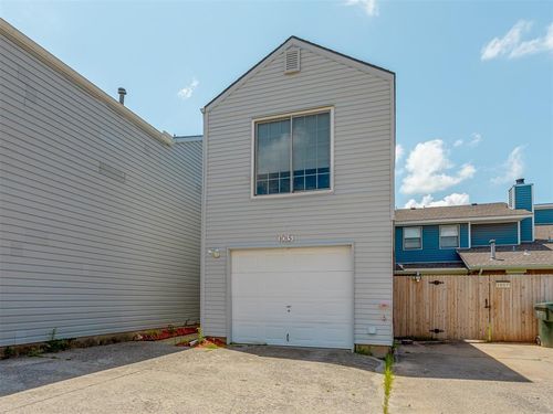 1015 Rambling Oaks Drive, Norman, OK, 73072 | Card Image