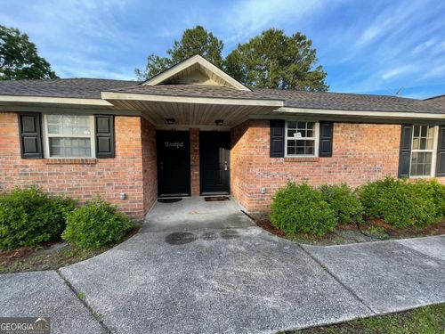 156 Douglas Dr, Saint Marys, GA, 31558-3915 | Card Image