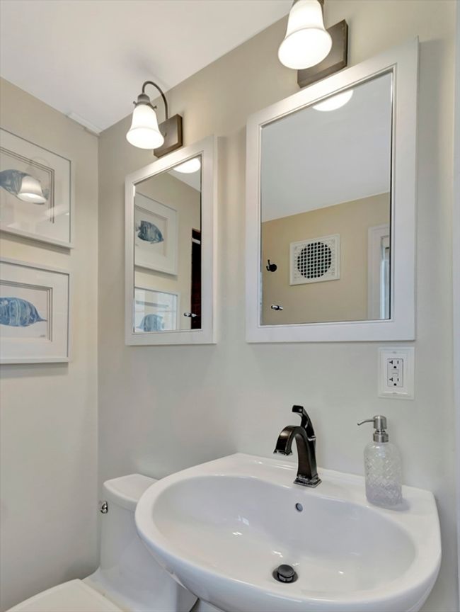 65 Holbrook Ave, House other with 1 bedrooms, 2 bathrooms and 4 parking in Hull MA | Image 12