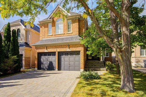 3041 Caulfield Cres, Mississauga, ON, L5M6J7 | Card Image
