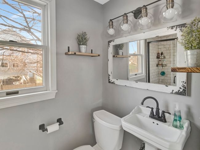 74 Kenberma St, House other with 5 bedrooms, 2 bathrooms and 2 parking in Hull MA | Image 16