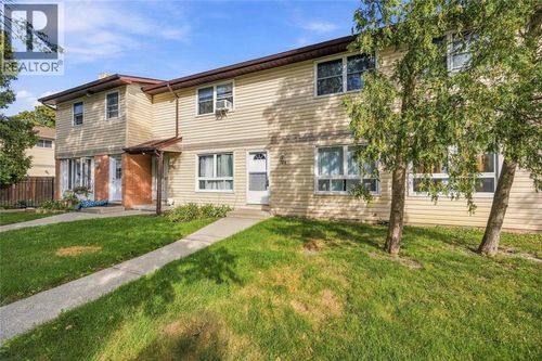 44-200 St Clair Boulevard, St. Clair, ON, N0N1G0 | Card Image