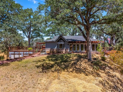 608 Dixon Dr, Lakeport, CA, 95453-9817 | Card Image