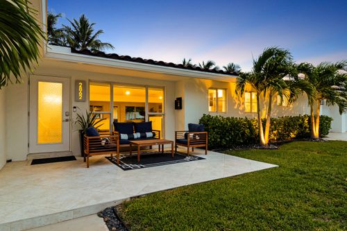 2862 Ne 35th Ct, Lighthouse Point, FL, 33064-8574 | Card Image