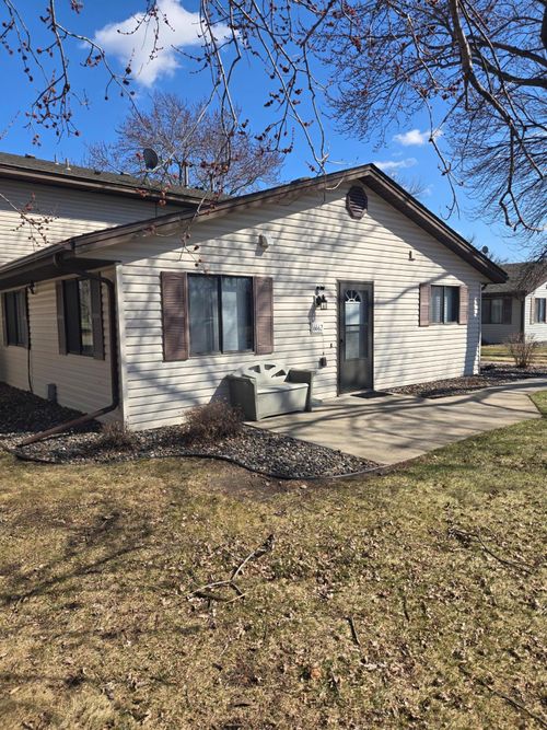 6662 84th Ct N, Brooklyn Park, MN, 55445-2276 | Card Image