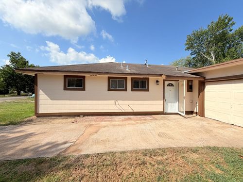 5041 5th St, Port Arthur, TX, 77642-1108 | Card Image