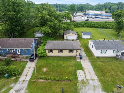 903 E 36th Pl, Hobart, IN, 46342 | Card Image