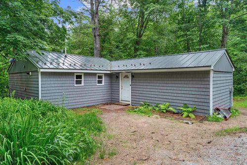 566 Beard Rd, Hillsborough, NH, 03244-4355 | Card Image