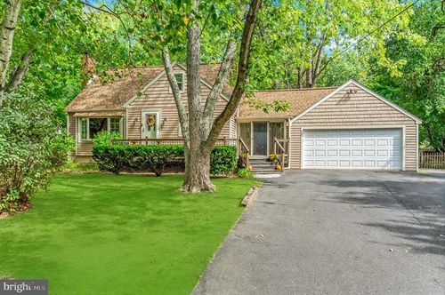 102 Waverly Ave, Mount Laurel, NJ, 08054-1143 | Card Image
